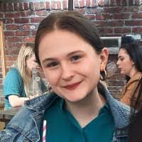 Helen Schultz's Instagram, Twitter & Facebook