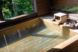 Diywandgestaltung holzwand bauen von holzwand. Japanische Badekultur Und Das Hinoki Holz Japanwelt De
