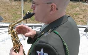 2nd ID band rocks at Stone Age concert site