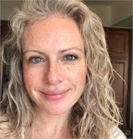 Marie Horning's Instagram, Twitter & Facebook