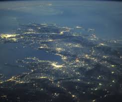 Barcelona sau texasul sunt doar doua dintre zonele care au fost fotografiate din satelit. Nasa Transmite In Timp Real Imagini Cu Terra VÄƒzutÄƒ De Pe Iss UrmÄƒreste Imagini Live Din SpaÅ£iu Video Evenimentul Zilei