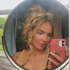 lisaerdbeer) • Instagram photos and videos