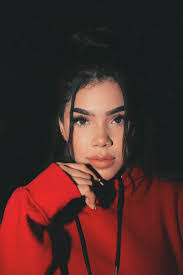 Yulissa Torres's Instagram, Twitter & Facebook