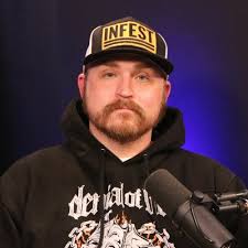 Kevin Diers's Instagram, Twitter & Facebook