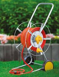 Tuin Gadgets 7 Gadgets Die Je Tuin Leven Makkelijker En Fijner Maken In 2020 Tuin Gadgets Garten Tuin