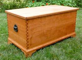 Hope Chest Reader S Gallery Fine Woodworking Chest Woodworking Plans Learn Woodworking Wood Projects