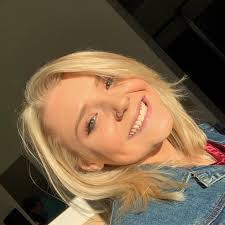 Hannah Goetz's Instagram, Twitter & Facebook