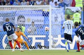 Nach dem spiel gegen finnland im stade de france in st. Vfb Stuttgart Profi Besondere Wm Auszeichnung Fur Benjamin Pavard Vfb Stuttgart Stuttgarter Nachrichten