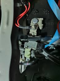 ハイエース 充電 制御 車