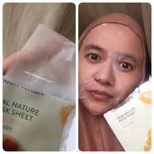 Pastikan juga permukaan sheet mask menempel sempurna pada kulit dan terasa nyaman digunakan, ya. 24 Days Sheet Mask Challenge Nature Republic Natrarahmani