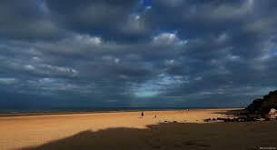 Families enjoying the bank holiday weather were reportedly asked to leave the area and give their details to police. Colin Lane On Twitter Wow Formby Beach Today It S November Livechonews Ntformby Nationaltrust Formbybeach Weather Stormhour Liverpool Https T Co 7fysvjcseg