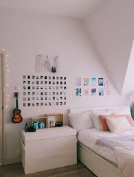 Camera da letto completa con letto contenitore. I Pinimg Com Originals F2 76 7c F2767c752a2dfca