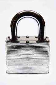 If you need to get the lock off, you can do so with the help of some household items. Como Abrir Un Candado Sin Llave