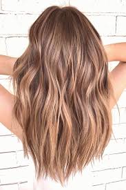 full voluminous wavy hair inspiration soft shiny waves casual pretty hairstyle full vol haarlange schone haare schulterlange haare frisuren