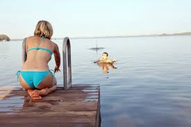 Arriving by boat at her family's louisiana lake island cabin, sara (paxton) and her friends quickly shark night 3d also stars chris zylka, katharine mcphee, and dustin milligan. Shark Night 3d Sara Paxton Shark Bikinis