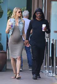 Eddie murphy almost broke the internet when his daughter bria posted a picture of the legendary comedian together with his 10 kids in a rare family photo. Eddie Murphy Welcomes Ninth Child And Reveals Her Name Hello