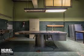 Twin Morgue Belgium Room Home Decor Morgue