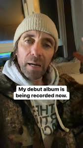 I’m recording my debut album so as much support is needed. I appreciate all  of you who do 100% ✊🏼 @topfans