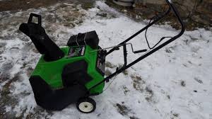 This mower's engine not only meets small engine emission requirements, but produces an 22.07.2013 · hi guys, i have an old 2 stroke lawn boy lawn mower with a verticle shaft. Lawn Boy Snow Blower