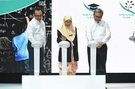 Ahmad nizam bin salleh is a malaysian businessperson who has been at the helm of 6 different companies. Petronas Tubuh Yayasan Petronas Dboystudio