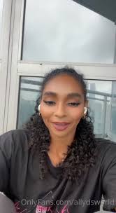 Watch online Allydsworld - Wake and bake but make it the middle of the  afternoon have a smoke break w 7 (08.08.2022) on X-video