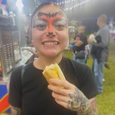 One for Eric.. a painting I did as an apprentice. Thank you so much for  your trust and for letting me do my thing always ❤️ swipe to see some pics  from