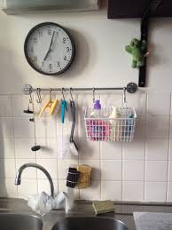 Eponge Et Produit Vaisselle Suspendu Rangement Cuisine Astuce Rangement Rangement