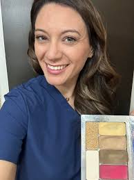 That is actually a nice colour skin palette 💜