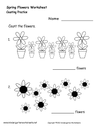 Spring Flowers Worksheet Free Kindergarten Holiday Worksheet For Kids Kindergarten Worksheets Holiday Worksheets Spring Kindergarten
