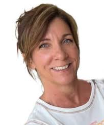 Shelby Newberry's Instagram, Twitter & Facebook