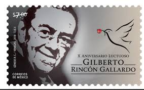 En el marco del X aniversario luctuoso de Gilberto Rincón Gallardo,  Presidente y Fundador del @CONAPRED, el Servicio Postal Mexicano emitió una  estampilla conmemorativa, misma que estará disponible a partir del próximo