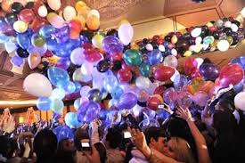 How Can I Make A Balloon Drop For A Wedding And Is There A Way Of Releasing Them Balloon Drop Prom Balloons Celebration Balloons
