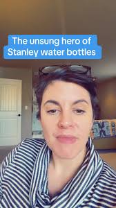 Queen Stanley's Instagram, Twitter & Facebook