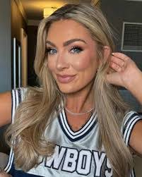 Deirdre Burns's Instagram, Twitter & Facebook