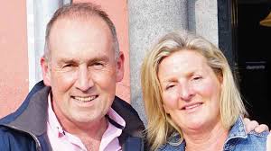 GIBBS EXCELLENT AS SHIRLEY ENTHRALS