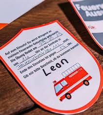 Diese Feuerwehrabzeichen Einladung Kannst Du Ganz Einfach Ausdrucken Un In 2020 Einladung Kindergeburtstag Text Einladung Kindergeburtstag Spruche Einladung Geburtstag