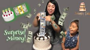 Antara satu dengan lain ada perbedaan. How To Make Pull Out Money Cake By Angels Cake