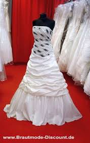 Finden sie aktuelle discounter angebote in dresden auf kaufda.de. Brautmode Discount De Capitain Outlet Brautkleid Brautmodedisc Profil Pinterest