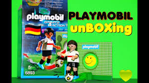 Und kurz vor beginn des spiels werden die mannschaften auf das feld geführt. Spielzeug Sonstige Neu Playmobil 6893 Fussballspieler Deutschland Softland La