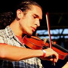 Alan Arce (@alrcv17)