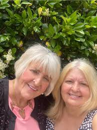 Recipe for Hearty Crockpot Cowboy Soup with Ground Beef and Beans