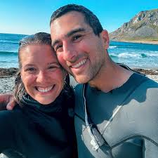 It's Third Year Thursday Meet Dr. Katie Toth! Home State: Colorado  Non-medical interests: traveling, skiing, scuba diving, surfing,  silversmithing, my dogs (Tilly and Lana), novice flower gardener  ✈️⛷️🤿🏄‍♀️🥈🐾🌻 Medical interests: palliative care,