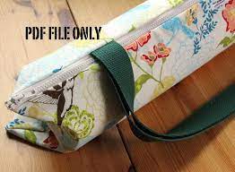 The mats can be slightly awkward to carry on their own and never fit properly in regular shoulder bags. Pin By Patricia Garrido Mateo On Body Love Yoga Mat Bag Pattern Diy Yoga Bag Pattern Yoga Bag