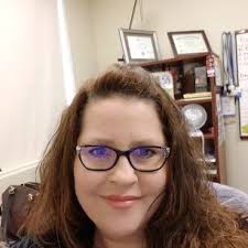 Wendy Emerson Hutton (@wendylhutton)