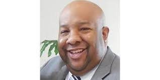 Delia Summers's Instagram, Twitter & Facebook