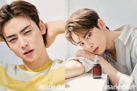 Eun woo has a younger brother, and when asked about his sibling in the show handsome tigers (2020), eun woo shared: Astro Cha Eun Woo Attracts Attention By His Charm In Marie Claire Starbiz Net