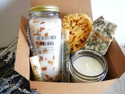 Birthday Gift Box Ideas For Mom Best Mom Relaxation Deluxe Gift Box Mom Birthday Gift Mother S Day Gift Baskets Mothers Day Gifts From Daughter