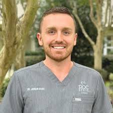 Jordan Haire's Instagram, Twitter & Facebook