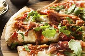 Biscotti in vari gusti, paste di meliga, savoiardi, croissant, tavolette di cioccolato e cioccolatini. 18 Pizze Golose Da Provare Assolutamente