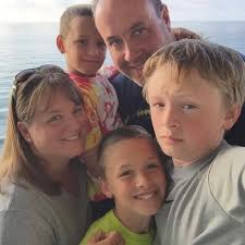 Call me crazy, but I actually like Illinois' leather helmet design. It's  unlike anything we've ever seen before, and it's perfectly executed. 😂  CFBThreads